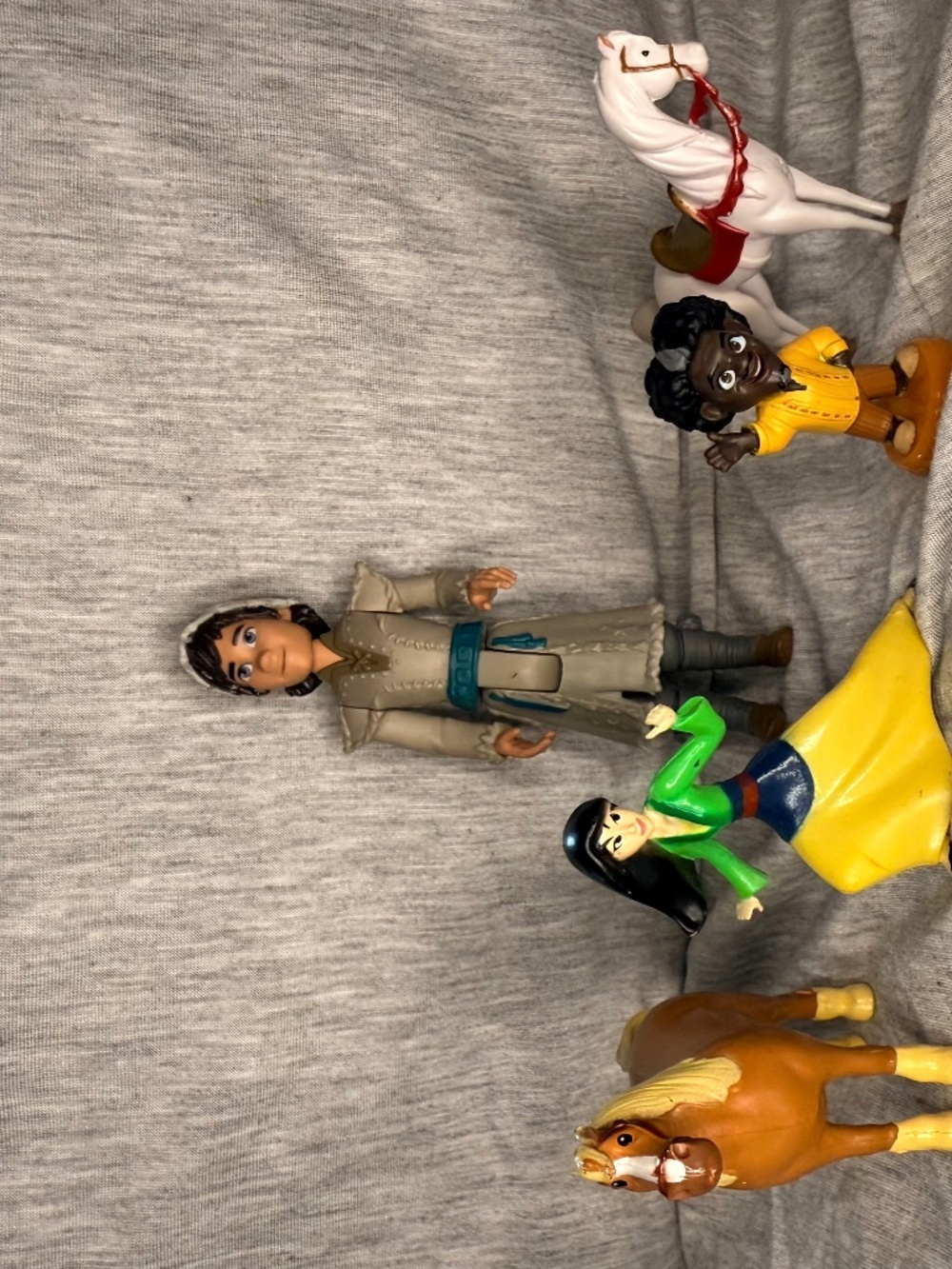 Disney Mixed Character Figure Lot of 5 Mulan Horses & Mini Figures